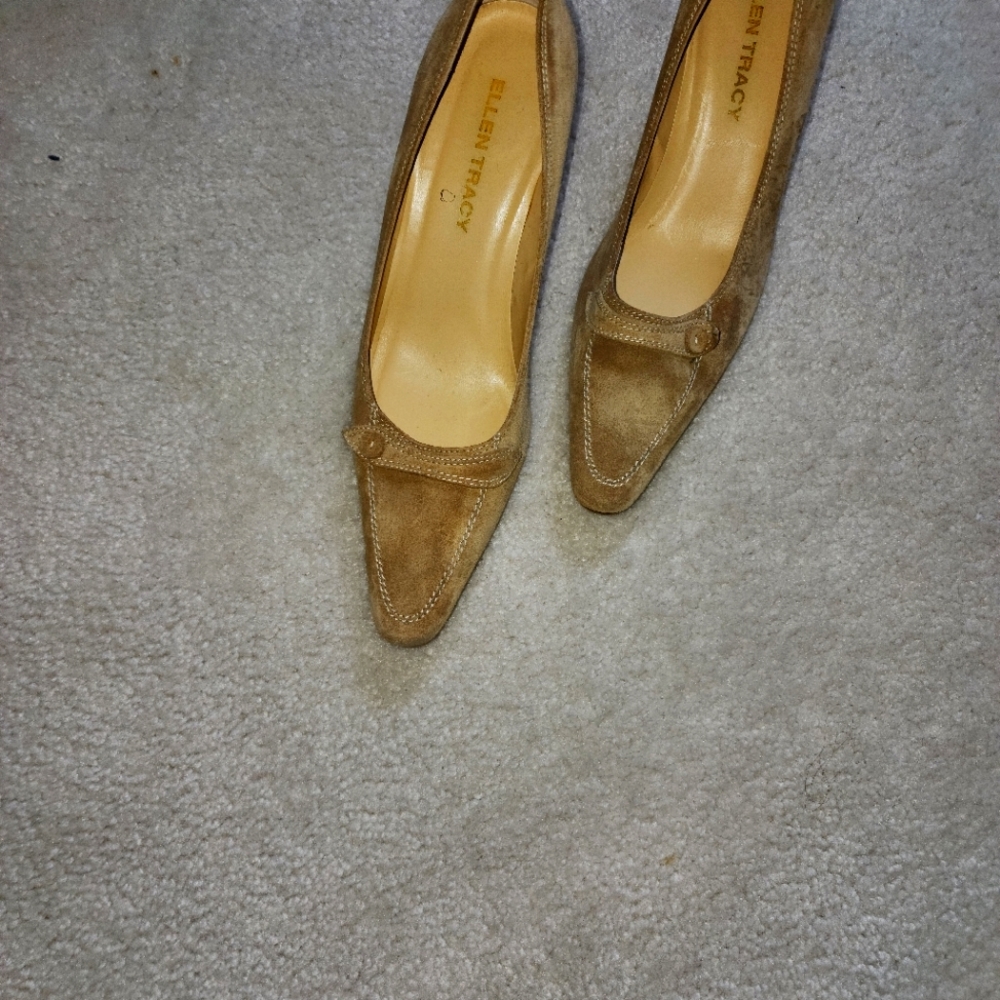 Womens shoes